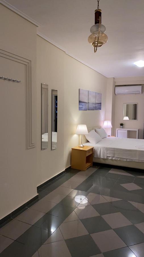 Dina Apartment เอเธนส์ ภายนอก รูปภาพ